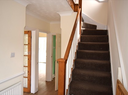 3 Bed Semi-Detached House, Mill End Road, HP12