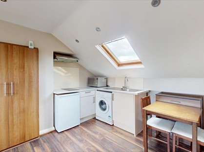 Studio Flat, Blackstock Road, N4