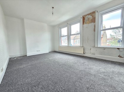 2 Bed Flat, Southwell Road, SE5