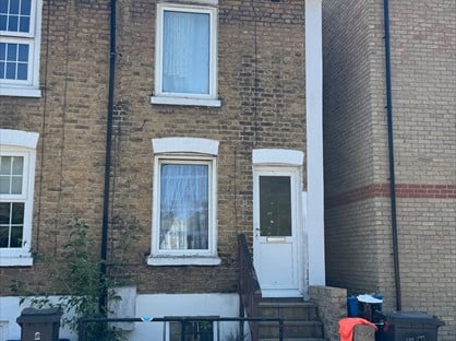 3 Bed Terraced House, Primrose Road, CT17