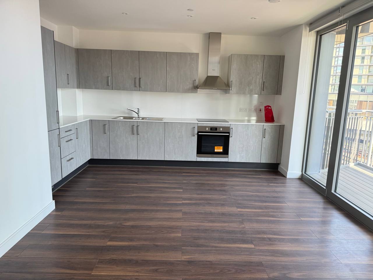 Additional image 2 of 1 Bed Flat, Malvern House, SW11, N1 7GU