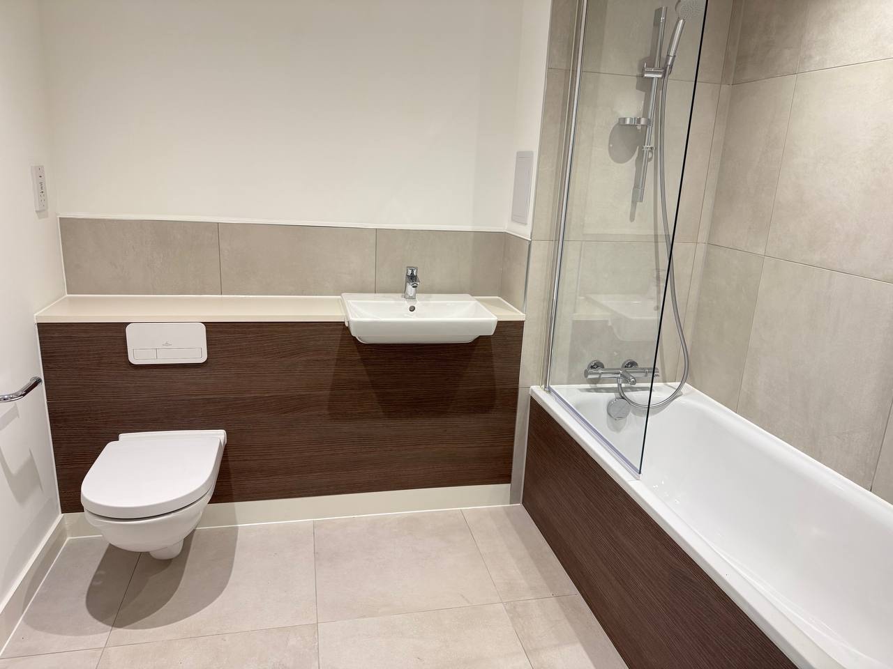 Additional image 3 of 1 Bed Flat, Malvern House, SW11, N1 7GU