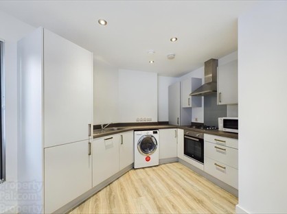 2 Bed Flat, Bridge End, BT5