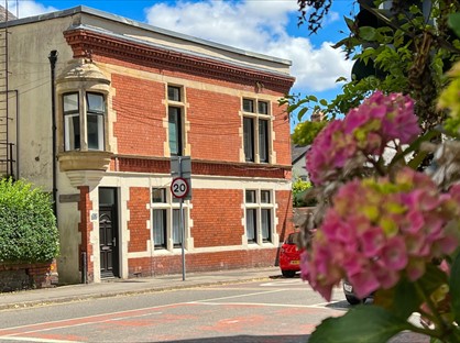 2 Bed Flat, Penylan Road, CF23
