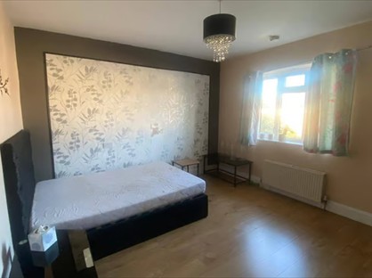 Room in a Shared House, Greenway, RM8