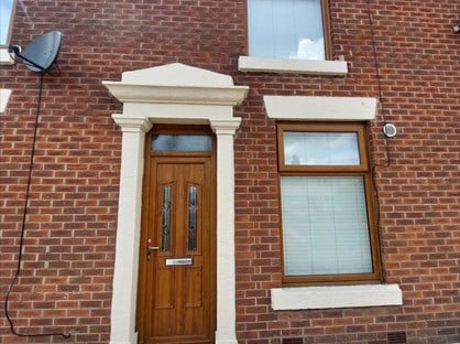 1 Bed Terraced House, Moor Road, PR7
