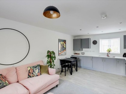 2 Bed Flat, Redhill, NG5