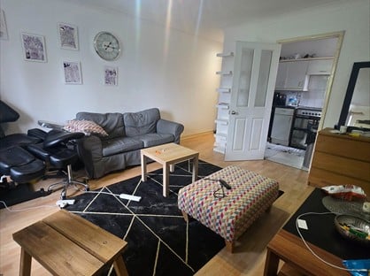 Studio Flat, Bramley Court, EN4