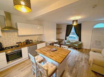 4 Bed Terraced House, Glossop Street, LS6