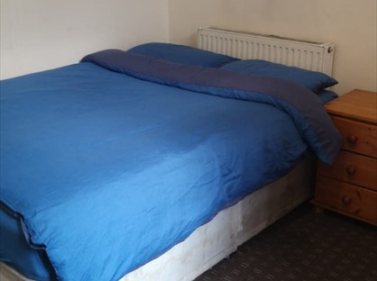 Room in a Shared House, Peel Square, BD8
