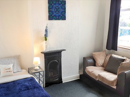 Studio Flat, Walsall Road, WS10