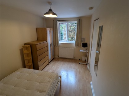 Room in a Shared House, Chapel Fold, LS6