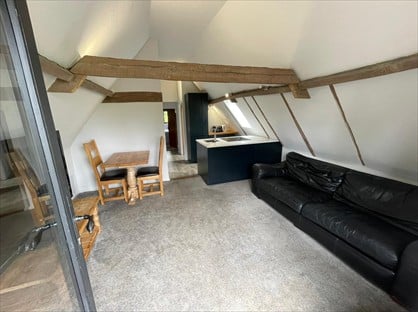 2 Bed Flat, Jenkins Lane, CM22