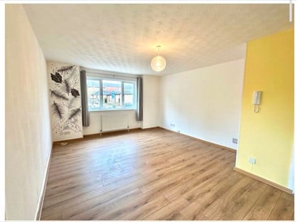 2 Bed Flat, Landressy Street, G40