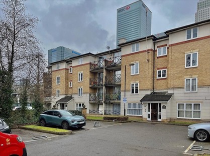 Room in a Shared Flat, Stoneyard Lane, E14
