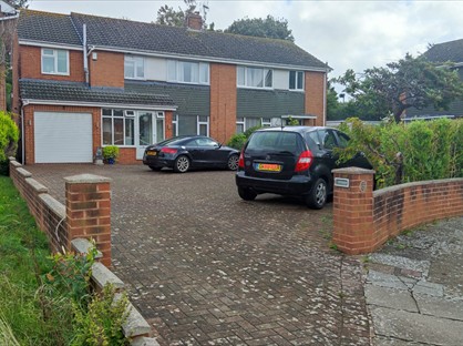 Room in a Shared House, Romsey Drive, EX2