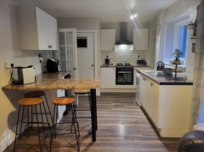 3 Bed Terraced House, Mansell Road, TF1