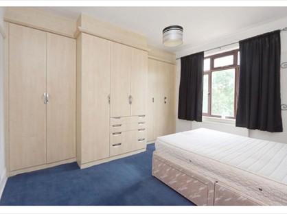 Room in a Shared House, Campbell Avenue, IG6