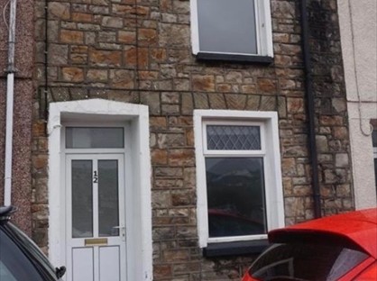 2 Bed Terraced House, Victoria Terrace, NP22