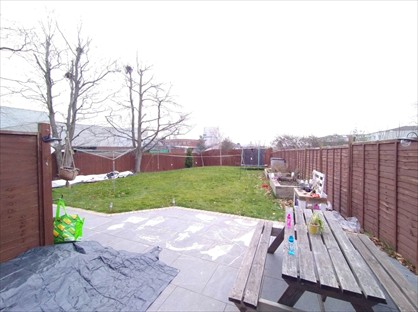 3 Bed Semi-Detached House, Wilman Close, CV4