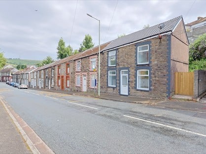 4 Bed End Terrace, Swan Terrace, CF40