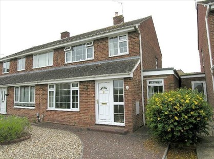 3 Bed Semi-Detached House, Broadmead Walk, SN3