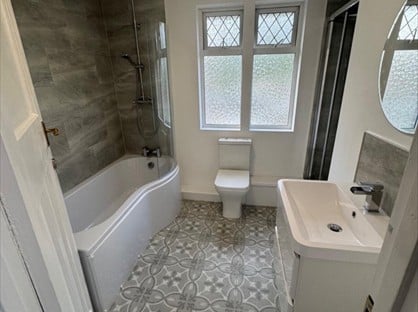 3 Bed Semi-Detached House, Avonmouth Road, BS11