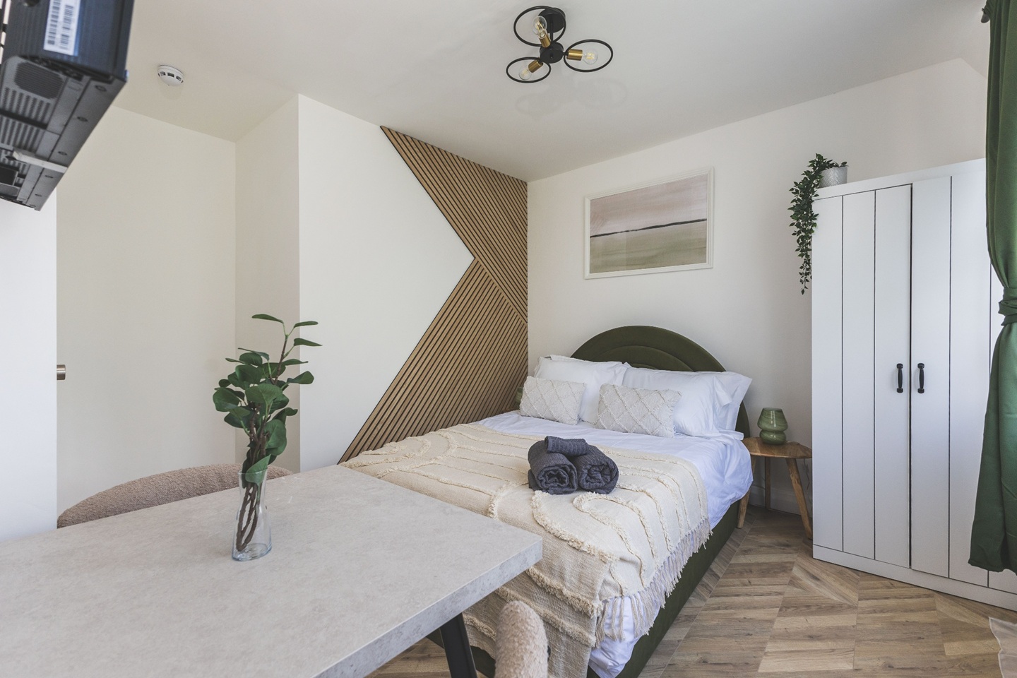 Studio Flat, Kelvin Road, N5 photo 4