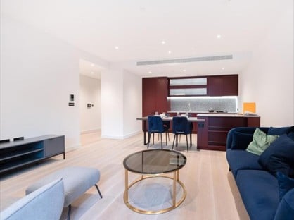 2 Bed Flat, Viaduct Gardens, SW11