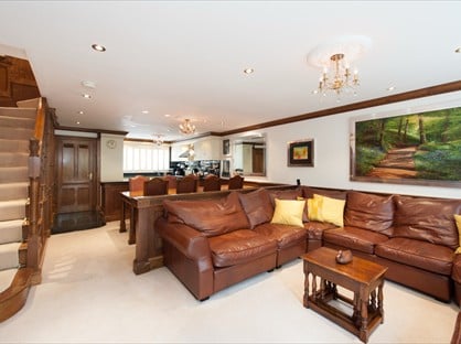 3 Bed Maisonette, Farnham House, NW1