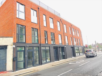 2 Bed Maisonette, High Road, E11