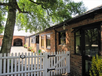 Studio Flat, Caldecote, NN12