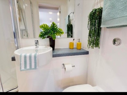 Room in a Shared Flat, Iqcollingwood, NE1