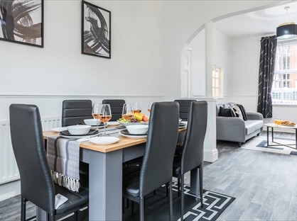 3 Bed Terraced House, Park Street, M27