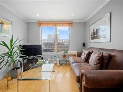2 Bed Flat, Aldersgate Street, EC1A