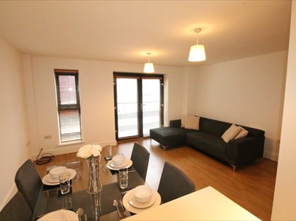 1 Bed Flat, Cumberland Street, L1