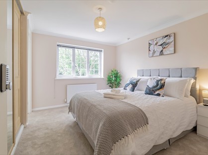 Room in a Shared House, Baron Close, SN3