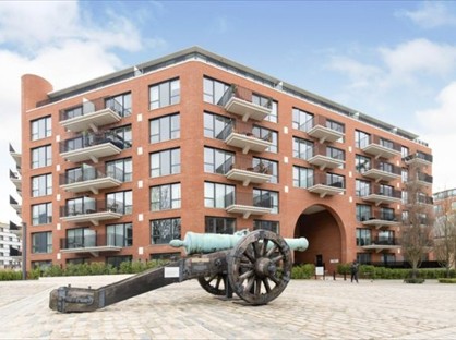 2 Bed Flat, Amphion House, SE18