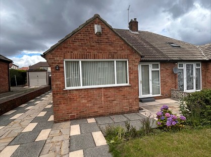 2 Bed Bungalow, The Fairway, LS28