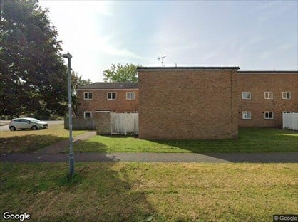 2 Bed Flat, Sydenham, CV31