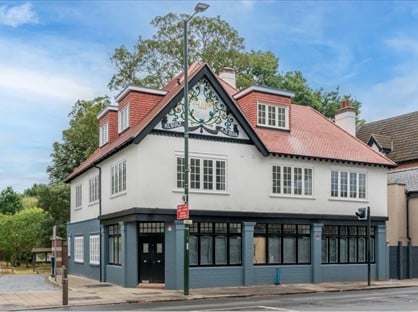 2 Bed Flat, Hampton Court Road, KT1