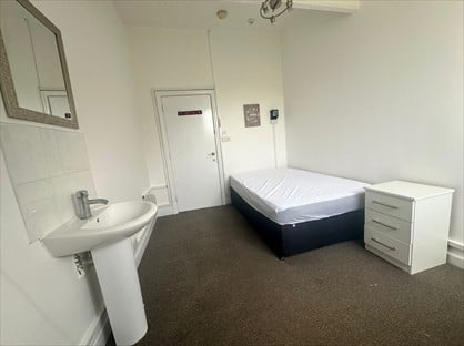 Room in a Shared House, Woodhouse Street, ST4