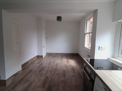 Studio Flat, North Street, GL54