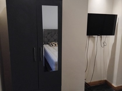 Room in a Shared House, Bradford, BD7