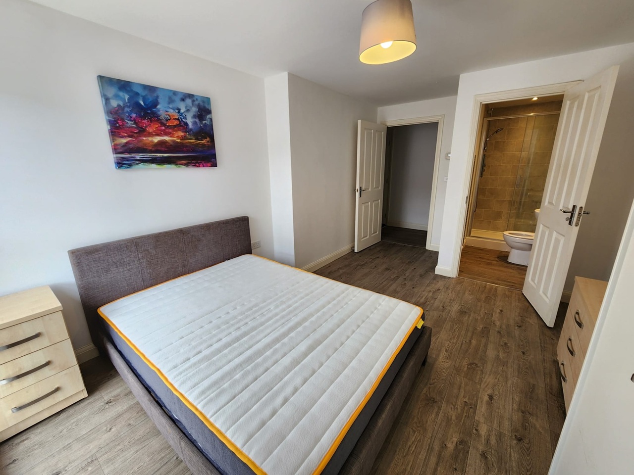 2 Bed Flat, Darwin House, B5 photo 5