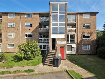 2 Bed Flat, Compton Court, PO9