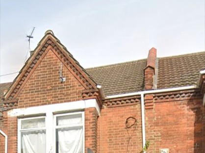 1 Bed Flat, Canterbury Street, ME7