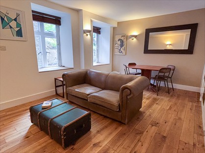 1 Bed Flat, Belgrave House, SW9