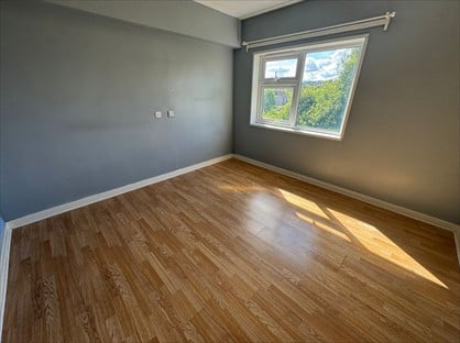Studio Flat, St. Johns Court, S60