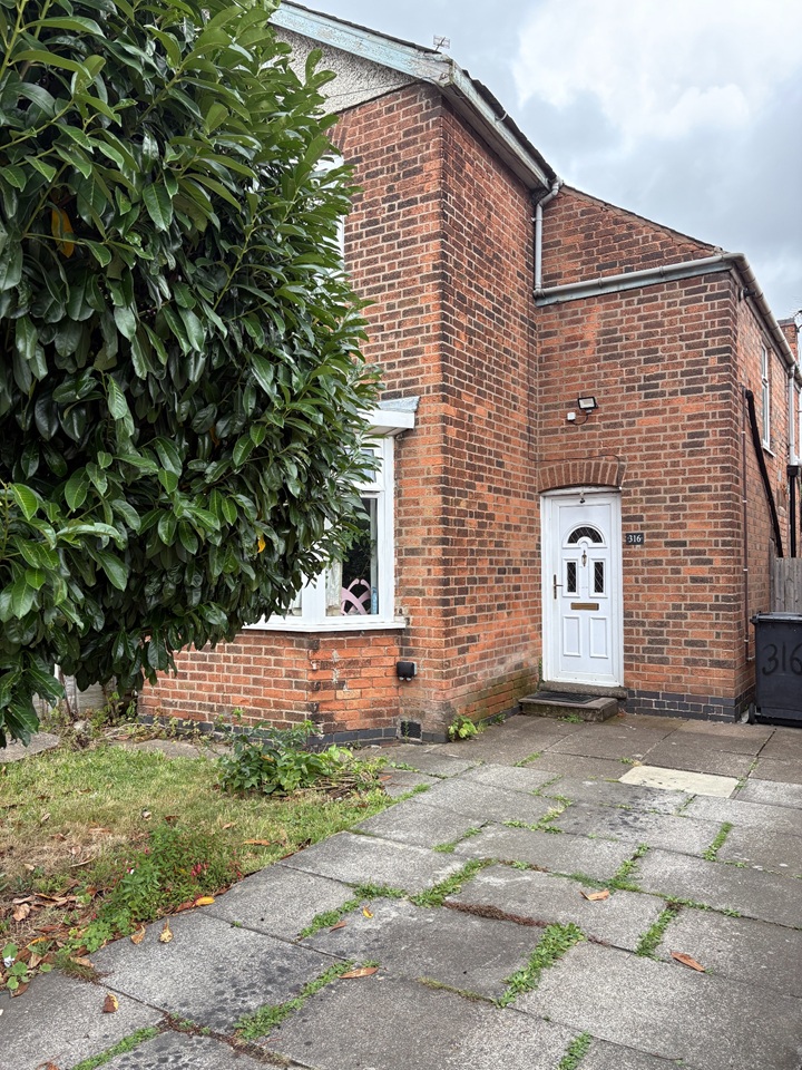Additional image 2 of 3 Bed Semi-Detached House, Humberstone Lane, LE4, N1 7GU